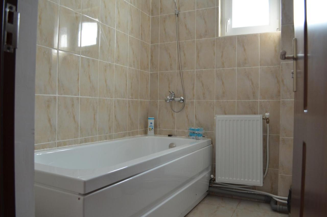 Alexys Residence 4 Iasi Ngoại thất bức ảnh